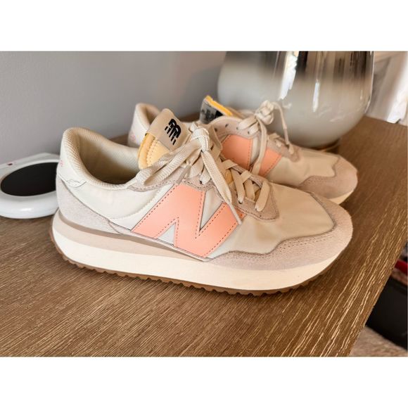 New Balance Shoes - New Balance 237 Sneakers NWOB